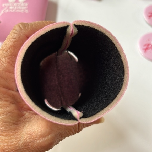 Dolly Parton Pink Can Koozies and Buttons(set of 4) - Picture 4 of 4